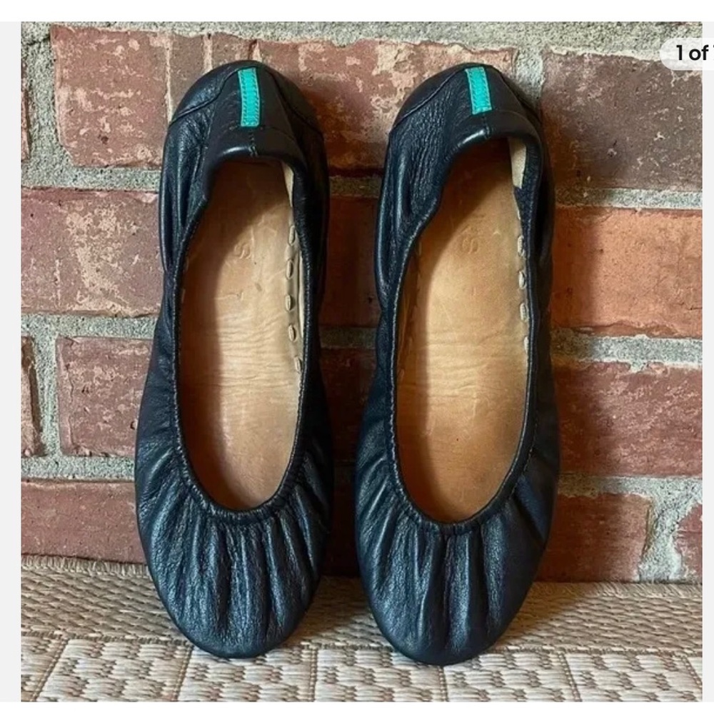 Gently used size 7 Tieks